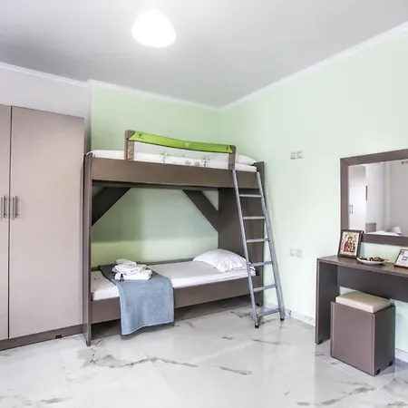 Del Sol #1 Meteora Luxurious Family Suites Kalambaka Exterior photo